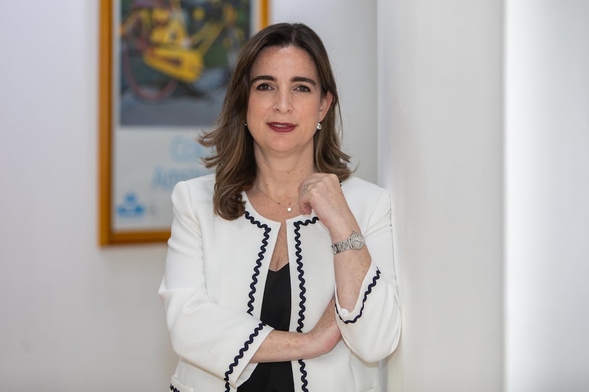 Marie-Noelle Landázuri: Estrategia comercial de Air France y KLM en Ecuador y Panamá