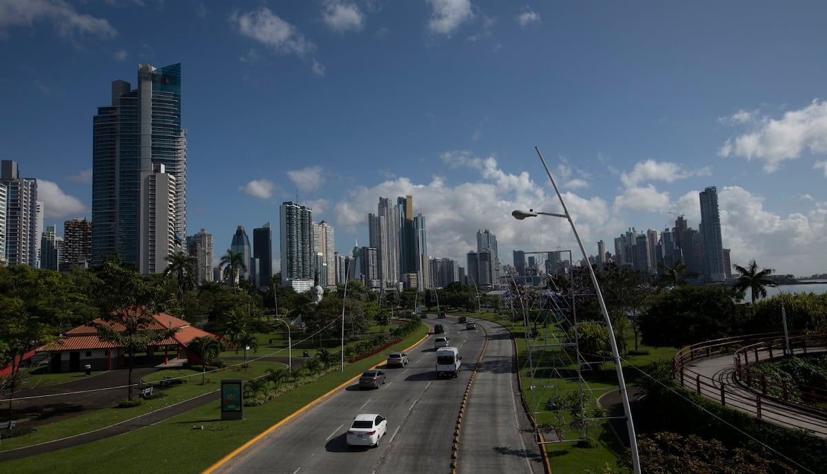 Se desaceleró la economía de Panamá en el primer semestre al crecer solo 2.2%