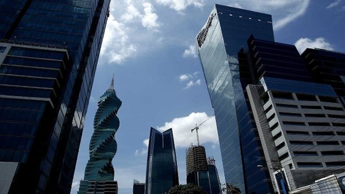 Estiman que Panamá crecerá 5% este año y Latinoamérica 1% 