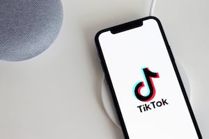 TikTok marca la pauta en la industria musical al descubrir nuevos talentos