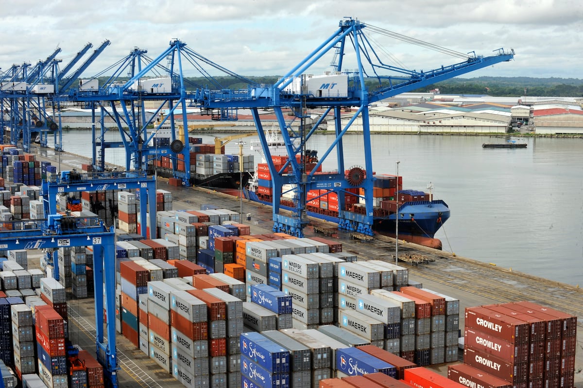 Actividad portuaria cierra 2022 con menos movimiento de contenedores